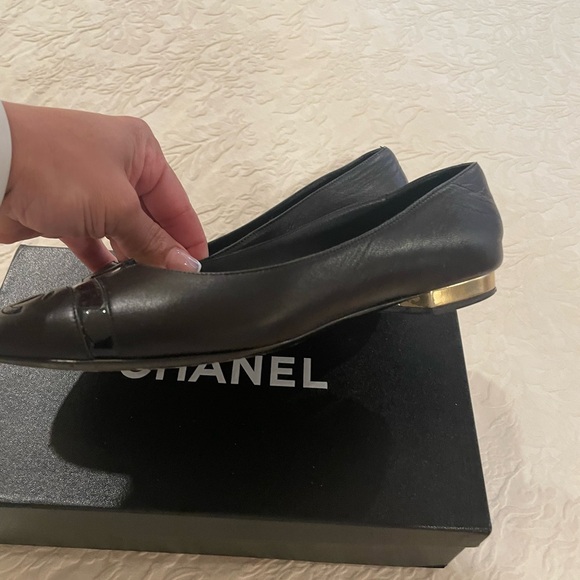 Chanel Flats - Picture 5 of 7